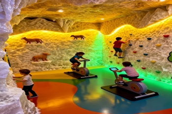 盐洞游乐与儿童身体磁场调节